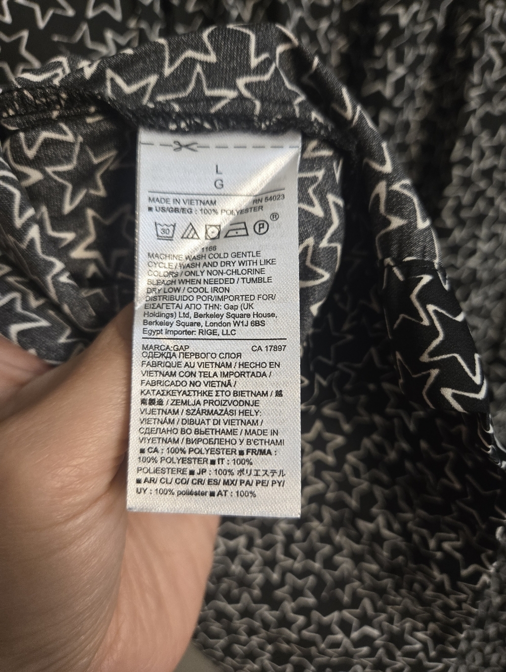 SUMMER SALE! $5 Gap Pintuck Tank Star Print Size Large - Picture 13 of 15